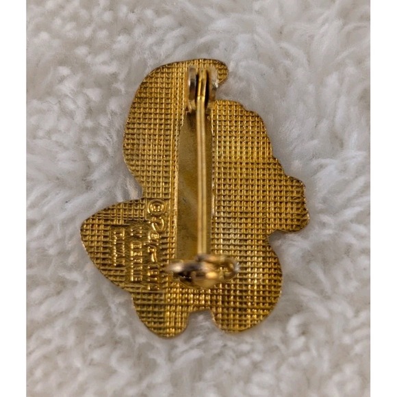 1983 Smurfs Football Pin Wallace Berrie Peyo Taiwan Vintage Enamel‎ Lapel Pin - Picture 2 of 5